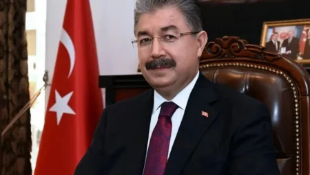 Osmaniye Valisi Erdinç Yılmaz’dan Bayram Mesajı: ‘Bayram sevincimiz hüzne dönüşmesin, tüm tedbirler alındı’