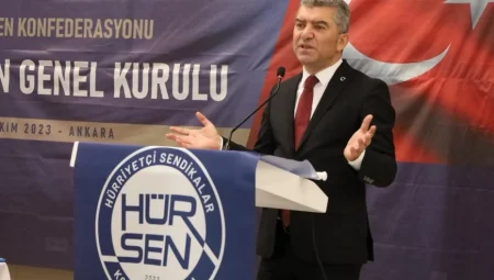 LEVENT KURUOĞLU: ‘PROJE OKULLARI ATAMALARI NE ŞEFFAF NE DE ÖLÇÜLEBİLİR’